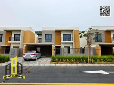 🏡 فيلا واسعة للبيع في مجمع أزهى السكني مع حوش كبير – جاهزة للسكن وتسليم فوري