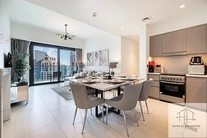 Gym / Pool / Skyline View / Balcony / Free Parking