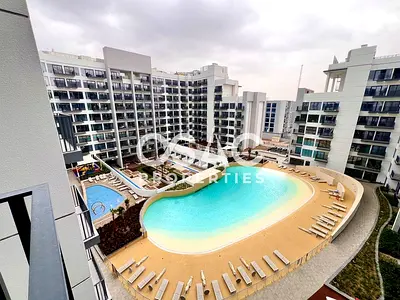 HIGH FLOOR | CORNER | BEACH VIEW | VACANT
