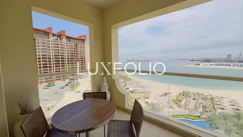 Vacant | Sea view | Chiller Included