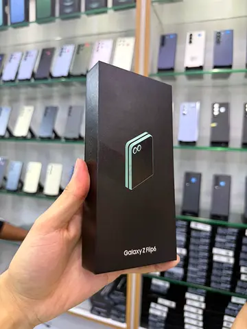 Samsung Galaxy Z Flip 6 512 GB Brand New