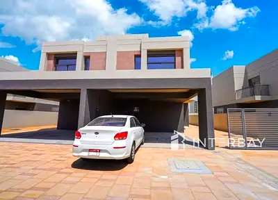 Single Row | 3BR Villa | Beachfront Living