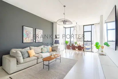 Sleek and Modern 3BR + Maid's Room in Dubai South | Ideal for Mid -Term, Monthly & Weekely Stays | All Bills Inclusive