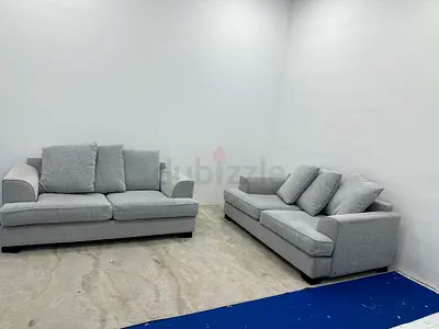 Same like new condition the one brand 2+2 seater sofa