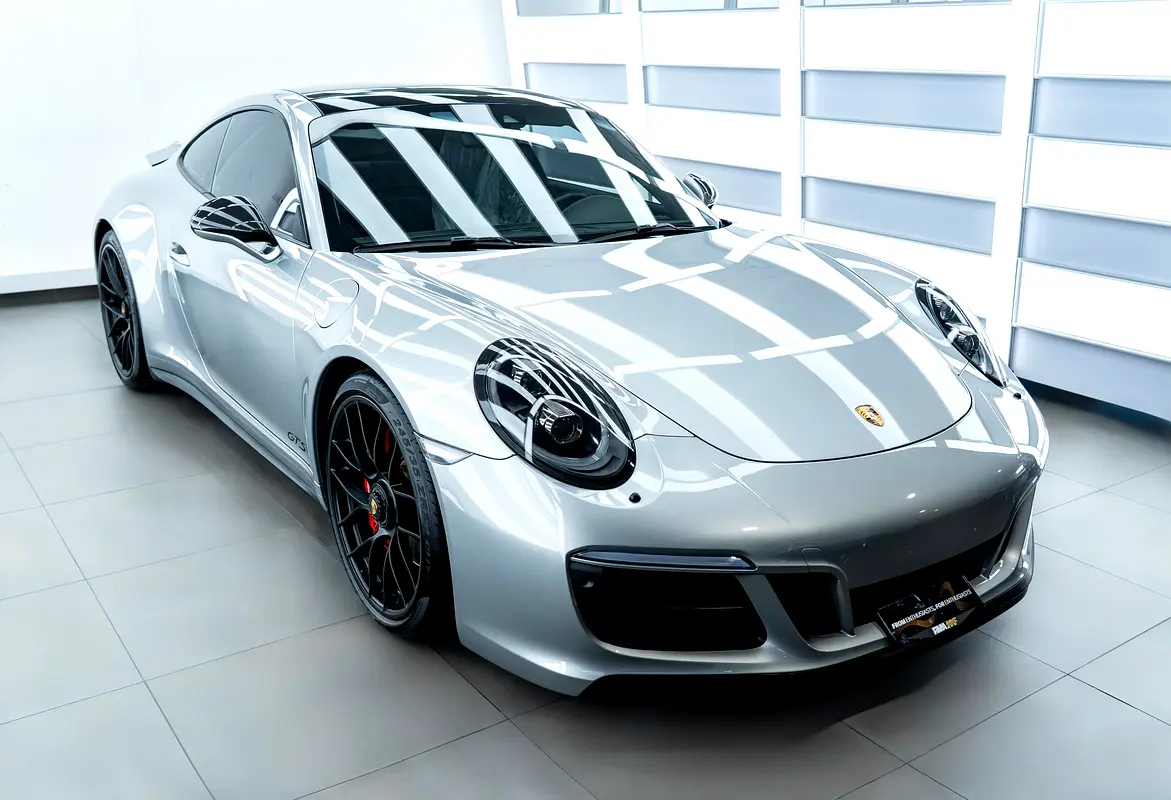 PORSCHE Carrera / 911 GTS 2017