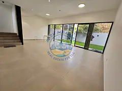 Luxurious 3BR with landscaping corner unit just 140k in robinia massar