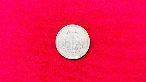 VINTAGE INDIAN COIN 1 RUPEE YEAR 1988