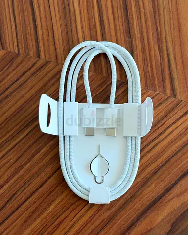Original iPhone 17 pro charging cable
