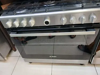Bosch 5 burner  full gas cooker same like New condition for sale