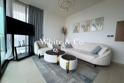 CORNER UNIT | FULLY FURNISHED | VACANT NOW