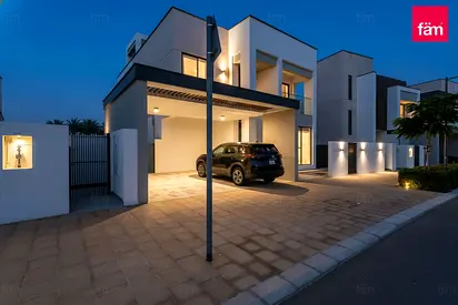 Luxury 4BR Villa | Huge Plot | Premium Living