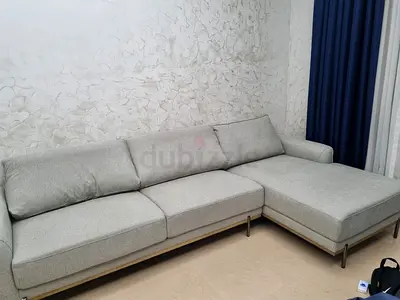 Modern L-shaped Sofa in Grey