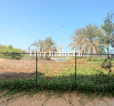 SPACIOUS LYOUT I VACANT I GOOD FOR SHORT TERM RENTAL I GOLF VIEW