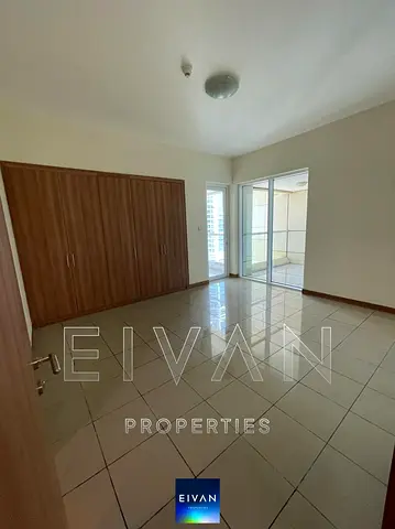 Spacious 1BR | Dubai Marina | Ready