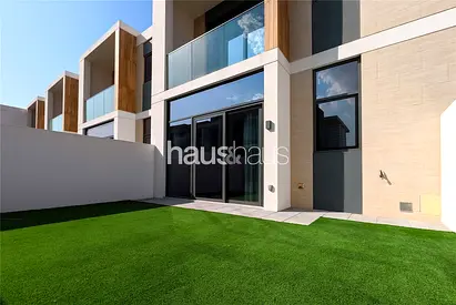 EXCLUSIVE | Landscaped | Kitchen Appliances