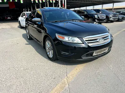 Ford Taurus Limited 2010 - Canadian Specs