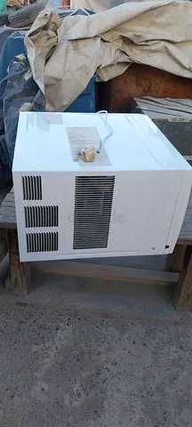 Compact and Efficient Window Air Conditioner