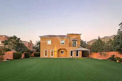 TYPE 14 | 4BR+MAID AND STORAGE | INDEPENDENT VILLA