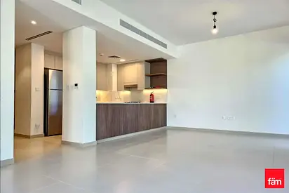 4br | Spacious | Close To Pool And Park
