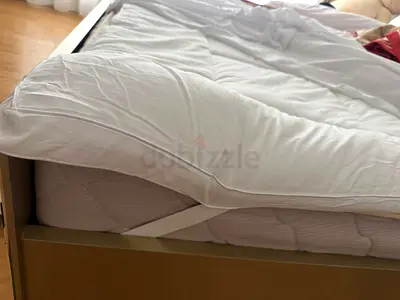 Mattress Topper (King Size)