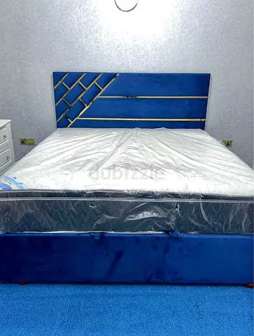 King Size Brand New Fully Customisable Bed with Golden Strips,Hydraulic Optional