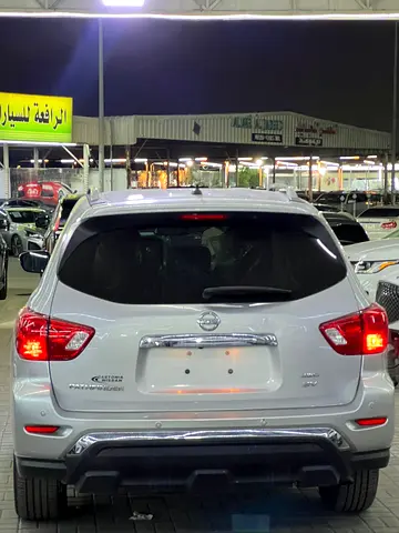 2017 Nissan PATHFINDER 缩略图 8