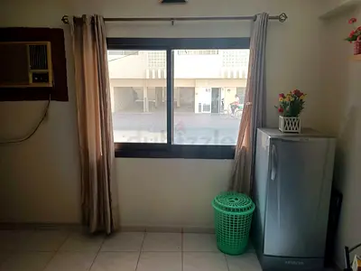 Independent room for Christian married working couples near Bur Juman metro station