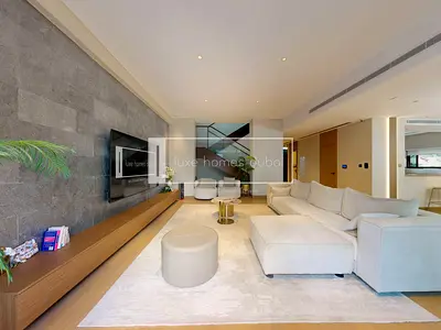 Luxury 5BR Villa |Private Garden |Golf Community