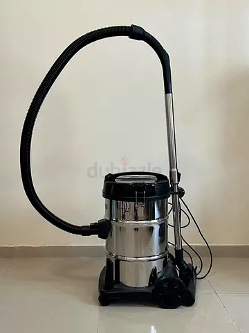 Geepas Vacuum Cleaner for sale