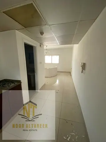 Annual Studio for Rent – Al Khan A great opportunity to rent a well-located studio in Al Khan, offering comfort and easy access to all essential servi