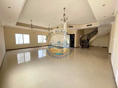 Spacious| 4 Bedroom Villa | Swimming Pool | Maid Room | Garden| 2 Big Hall |1 Majlis
