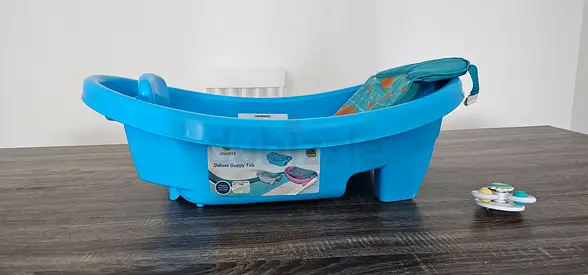 Baby bath tub