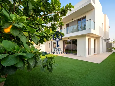 4BR Single Row Corner | Spacious Garden