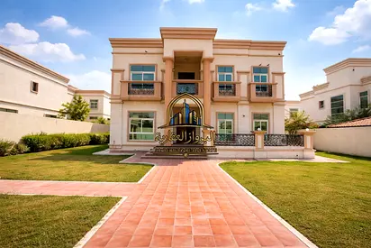Premium Living | 4BR Villa on Huge Plot | Al Barashi | From AED 140K