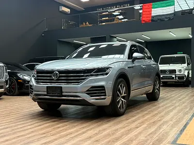 Volkswagen Touareg Highline 2018 - GCC Specs - Excellent Condition