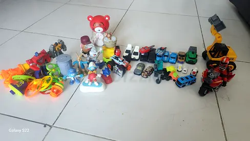 Lot of mixed toy cars, action figures and play vehicles