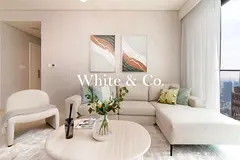 Bright | High floor Unit | Fully furnished