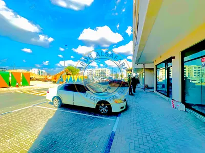 Shop available at prime location brand new new area for new bussnies ready to bath