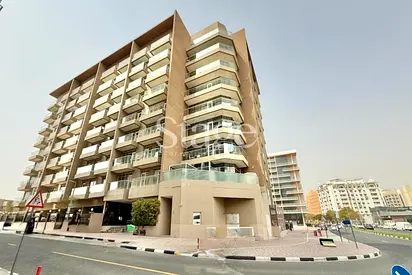 Corner 2BR+Store | High Floor | Vacant on Transfer