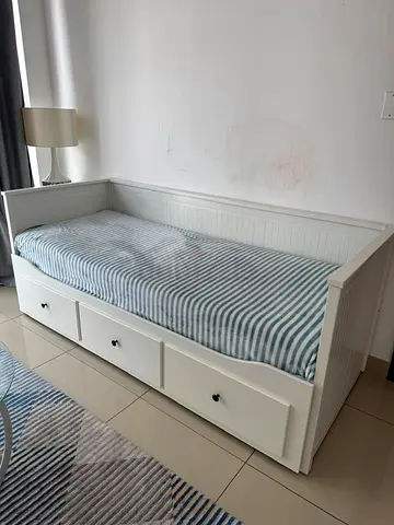Ikea Day bed with two mettreses available in perfect condition