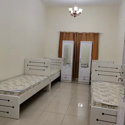 2 MINS WALK FROM BURJUMAN METRO - EXECUTIVE BEDSPACES