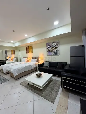 Partial sea view Room in Dubai Marina - No commission