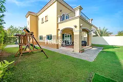 3 Bed Large Villa | Central Location | July 2026