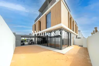 Brand New | Spacious Villa |Available Nov