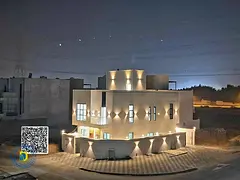 An unmissable opportunity! Corner villa with 5BR and a roof, Reg fees, in Al-Helio 2 ,bank financing