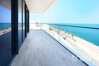 Beach Living | Corner Unit | Full Sea View