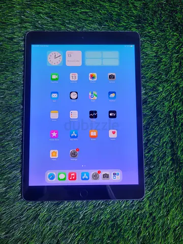 ipad 7th generation 32GB 
Delivery available