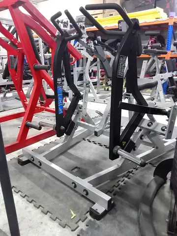 Plate-loaded Hammer-style Chest  Shoulder Press Machine (Used)