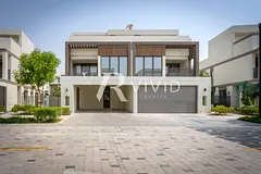 Price Reduced | Single Row Villa | Closed Kitchen