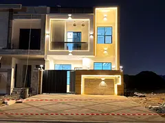 Villa for sale in Ajman at a bargain price, all fees included. Excellent location. Freehold ownershi